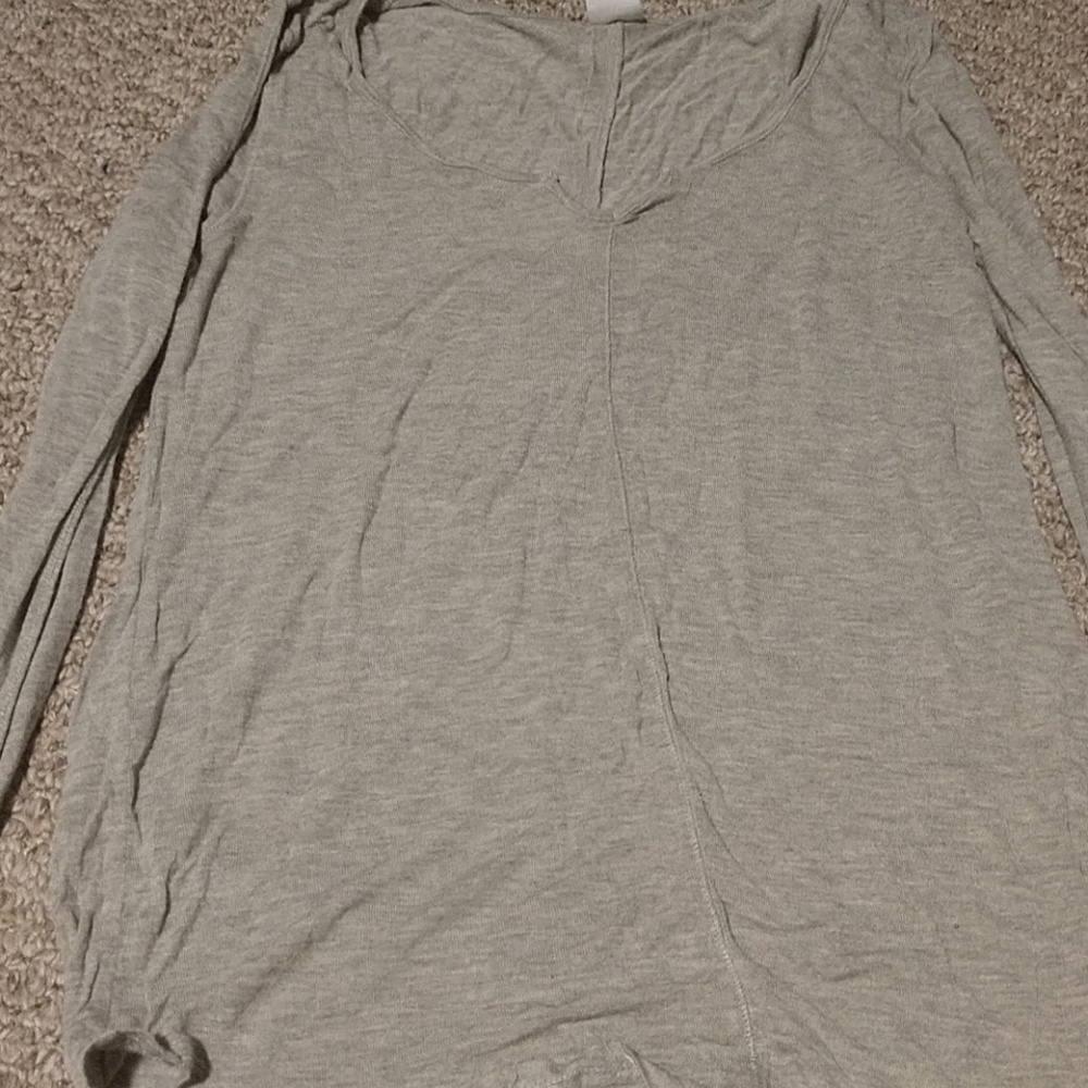 Beige/grey long sleeve